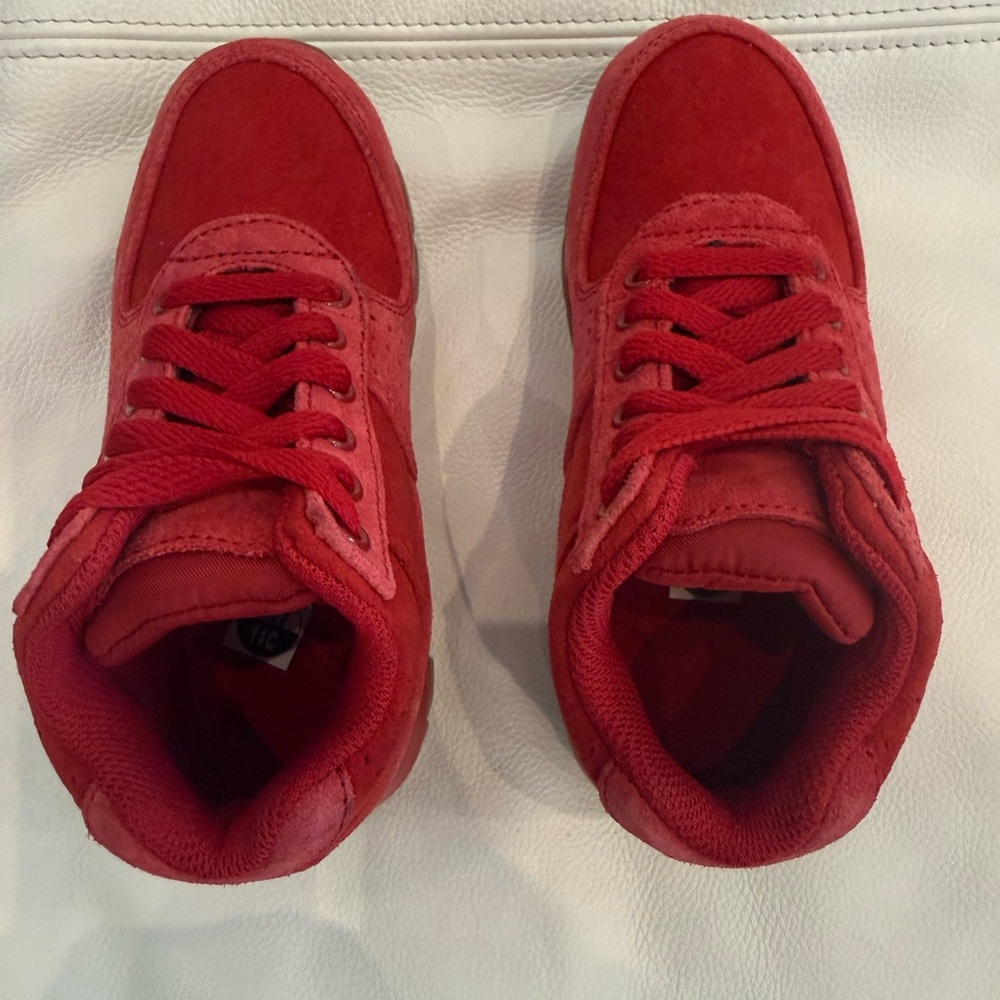 Nike Kids Air Max Goadome Red Suede High-Top Sneakers - Youth 11C - New w/o Box
